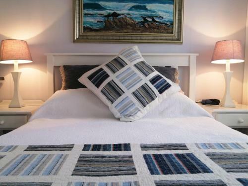 Hostal Amzee Bokmakierie Guest House