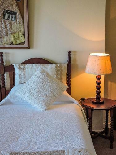 Hostal Amzee Bokmakierie Guest House