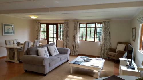 Cranford Country Lodge
