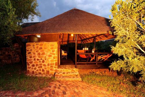 Ikhaya Lamadube Game Lodge