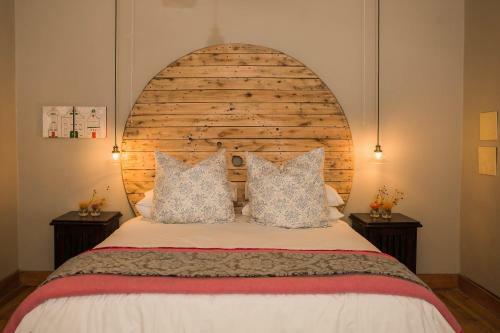 Hostal Three Birds Country House