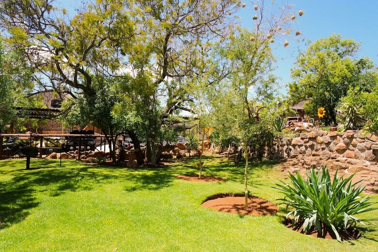 Thandabantu Game Lodge