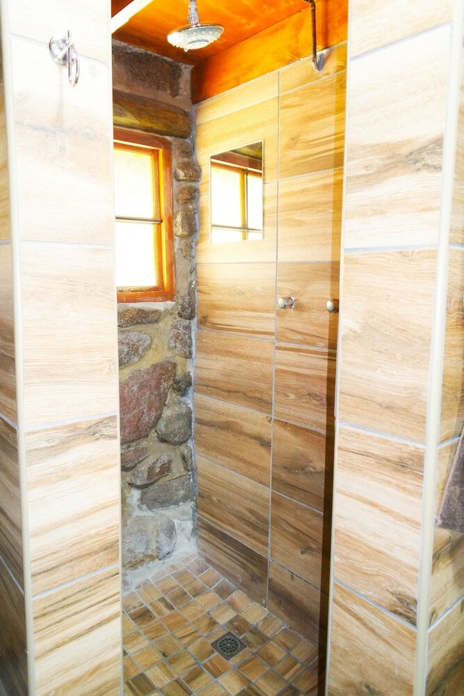 Thandabantu Game Lodge