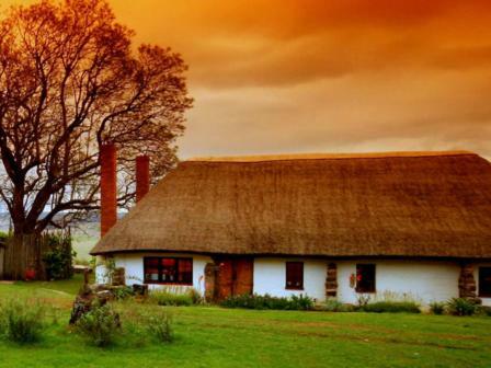 Antbear Drakensberg Lodge