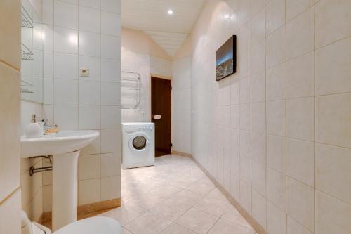 Apartment On Griboyedova 38