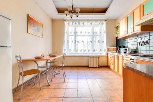 Apartment On Griboyedova 38