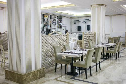 Sobranie Hotel