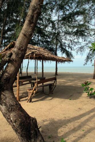 Cousin Koh Kho Khao Bungalow