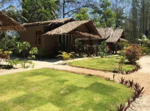Hapla Beach Cottage