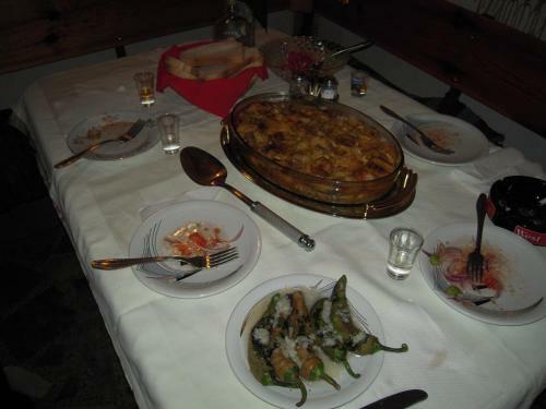 Hostal Lile Pestani Accommodation
