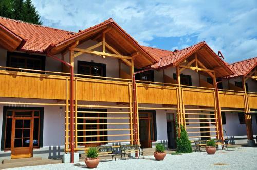 Hotel Natura Amon