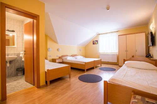 Hostal Guesthouse Beno