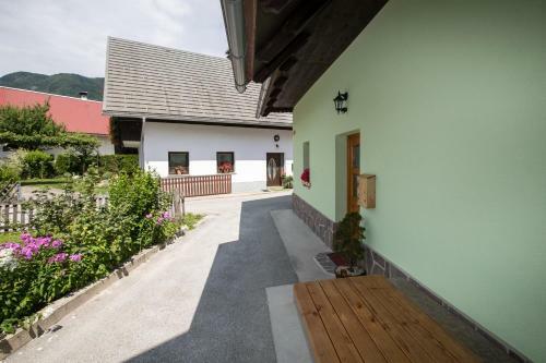 Apartamento Holiday House Koro?ec Andrej