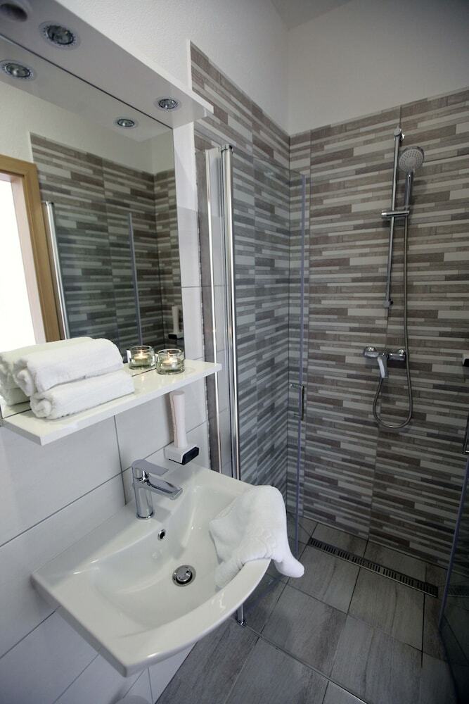 Hostal Preno?i??a Miklav?i?