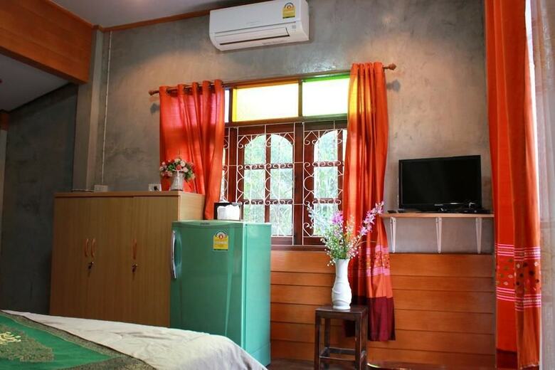 Hostal Ruen Lamai Lanna