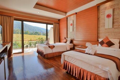 Hotel Phurua Resort