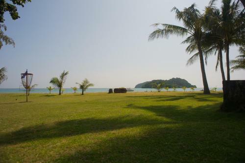 Hotel Holiday Beach Resort