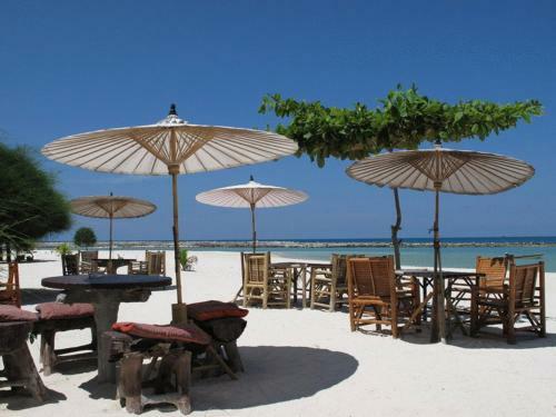 Hotel Malibu Beach Bungalows
