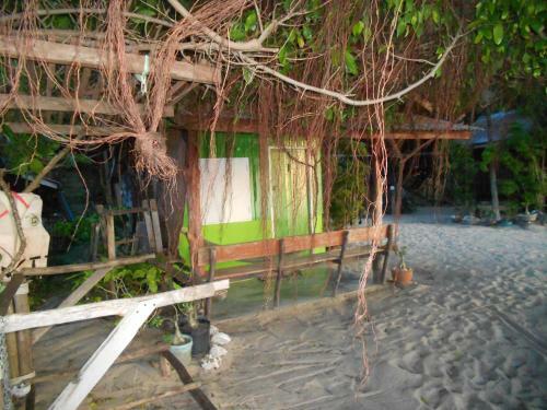 Hotel Mae Haad Cove Bungalow