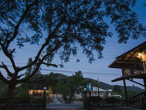 Hotel Baan Pun Sook Resort
