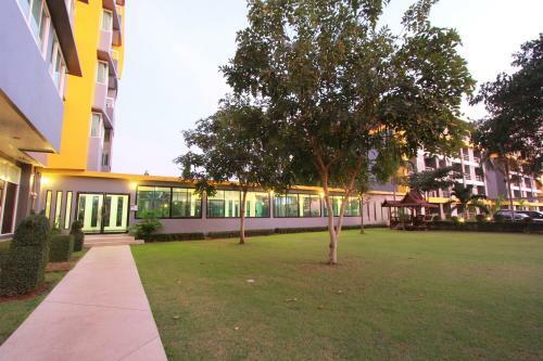 Hotel The Park 304 Executive Serviced Apartment