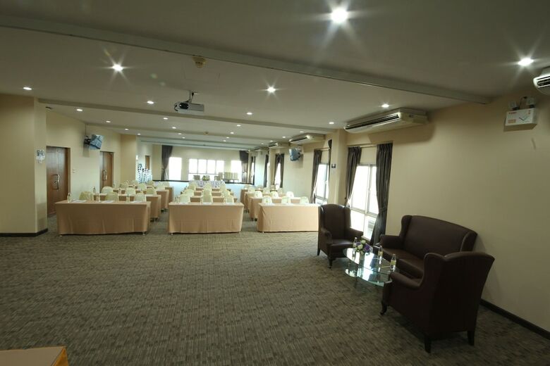 The Cotai Luxury Design Hotel