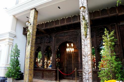 Hotel Chuchaiburi Sri Amphawa