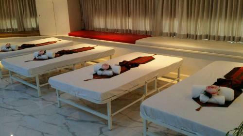 Hotel Chuchaiburi Sri Amphawa