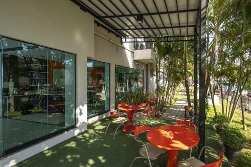 @ Border Hotel, Aranyaprateth