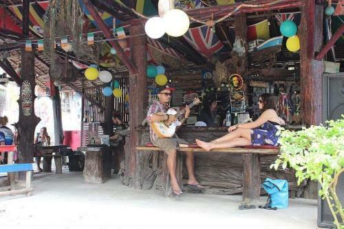 Hotel Chill Out Bar & Bungalow