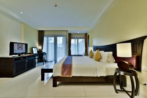 Hotel Bhu Nga Thani Resort & Spa
