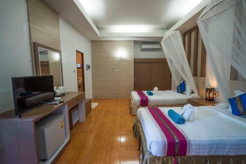 Hotel Tonsai Bay Resort