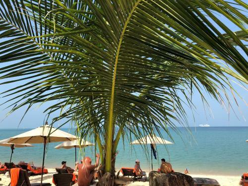 Hotel Kanok Buri Resort And Spa