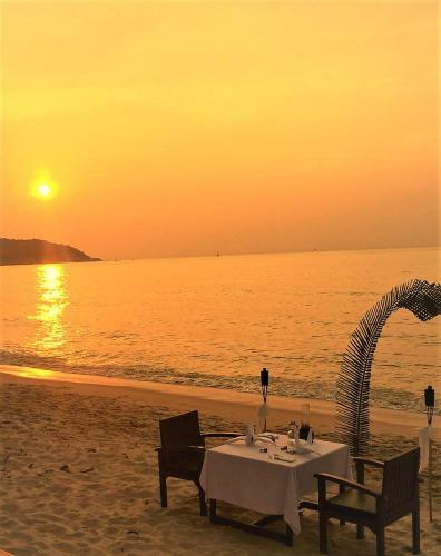 Hotel Kanok Buri Resort And Spa