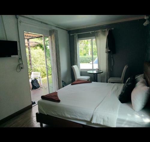 Hostal Baan Armon Resort