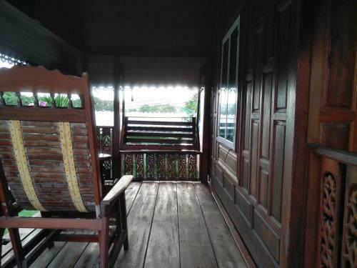 Hostal Baan Pak Phutawan Resort