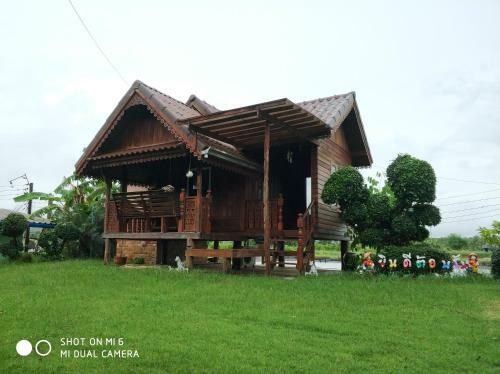 Hostal Baan Pak Phutawan Resort