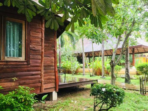 Hotel Keeree Waree Seaside Villa