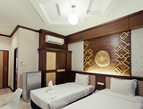 De' Proud Hotel