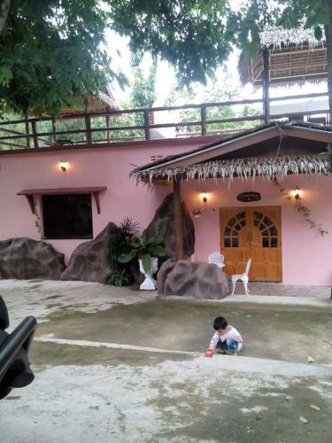 Hotel Ruen Karlae