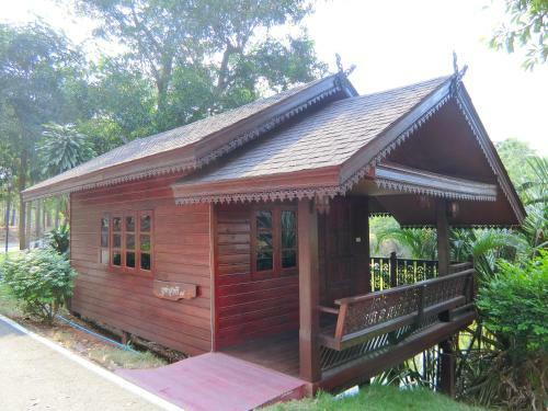 Hostal Jungle Home At Korat Zoo
