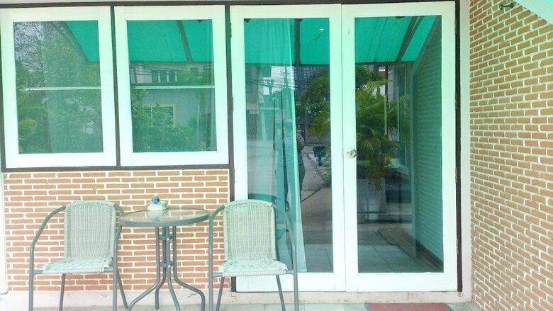 Hostal Resort M Bangkok - Bts Onnut