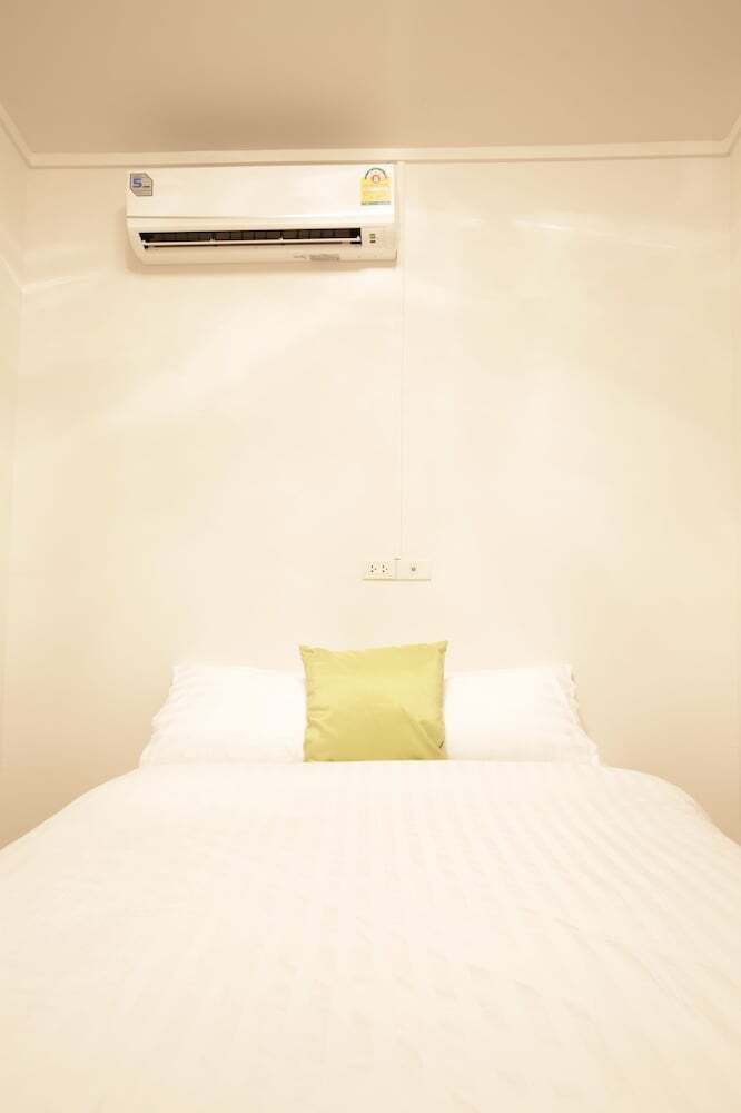 Hostal Resort M Bangkok - Bts Onnut