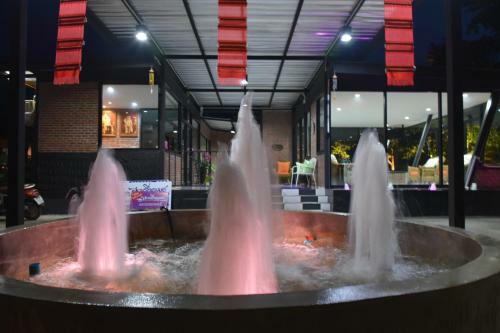 Hotel Suan Ruen Rom View Raft