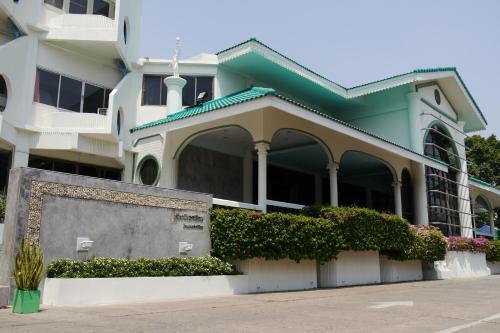 Lertnimit Hotel