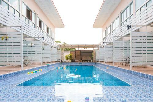 Hotel Villa Pool Lay