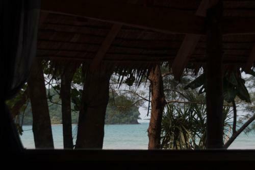 Hostal Tawan Bar And Bungalow
