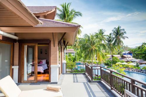 Hotel Maehaad Bay Resort