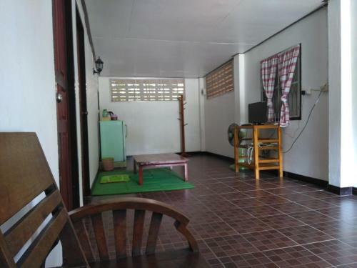 Hostal Chatfah Resort