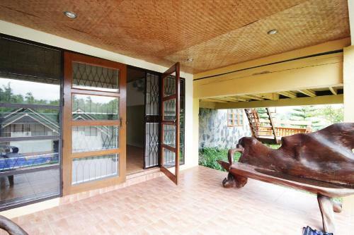 Hostal Chatfah Resort